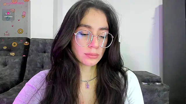 emmadiaz1 online show from 03-01-25, 01:00