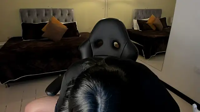 Snapshot of _Dulcinea_1 chatting on 09-24-25, 02:48 Dulcinea 1 online show from 09-24-25, 02:48