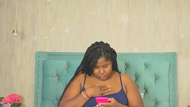 Alexa roussee online show from 11-23-25, 02:00