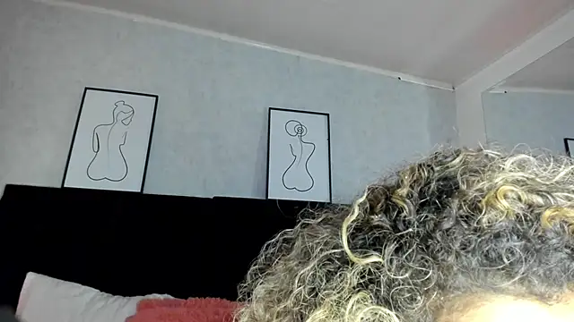 Snapshot of Katti_Barrera chatting on 02-21-25, 05:09 Katti Barrera online show from 02-21-25, 05:09