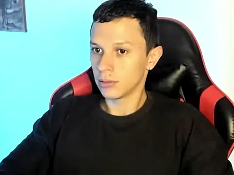 Snapshot of goodboy69l chatting on 02-16-26, 12:45 goodboy69l online show from 02-16-26, 12:45