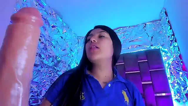 SarahStones online show from 12-01-25, 09:58