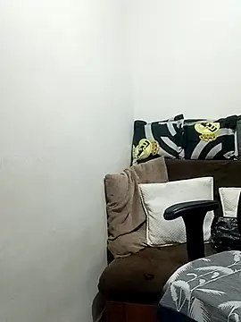 Snapshot of Madisonpalacio chatting on 11-03-25, 12:02 Madisonpalacio online show from 11-03-25, 12:02