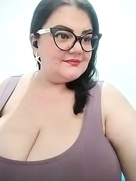 Madisonpalacio online show from 02-09-26, 06:23