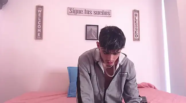 harrytomson 1 online show from 12-05-24, 08:44