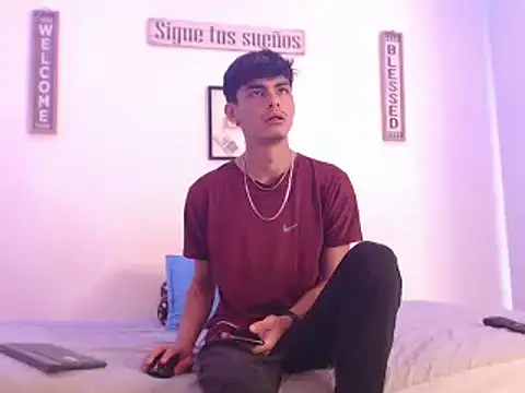 harrytomson 1 online show from 12-26-24, 09:26