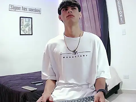 harrytomson 1 online show from 11-17-25, 06:35