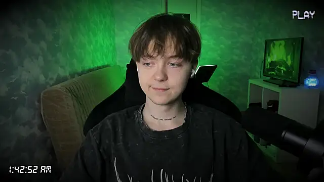 charonbaby1 online show from 10-08-25, 10:40