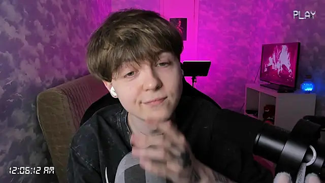 charonbaby1 online show from 10-20-25, 09:04