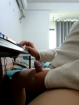 DDYY12341 online show from 10-26-25, 04:29