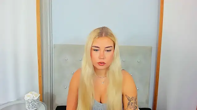 KristyHoney online show from 02-12-25, 06:19