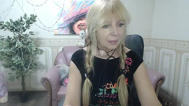 Anna Diax online show from 12-23-24, 01:13