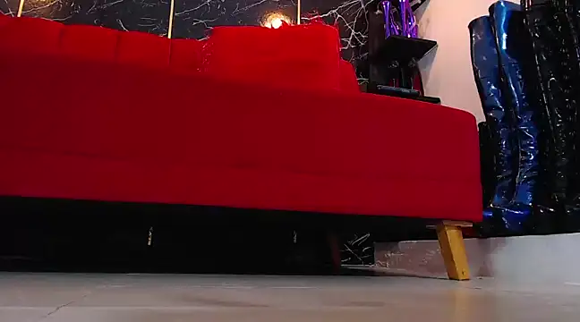 Snapshot of KatyMore_ chatting on 12-16-24, 07:54 KatyMore online show from 12-16-24, 07:54