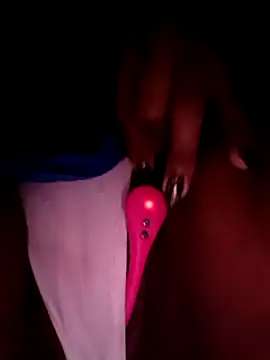 Snapshot of cindy_damm chatting on 01-25-25, 12:38 cindy damm online show from 01-25-25, 12:38