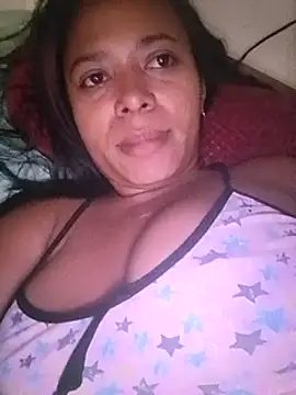 Snapshot of cindy_damm chatting on 02-25-25, 01:17 cindy damm online show from 02-25-25, 01:17