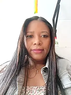 Snapshot of cindy_damm chatting on 10-03-25, 07:00 cindy damm online show from 10-03-25, 07:00