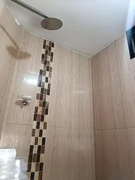 Snapshot of cindy_damm chatting on 10-08-25, 11:24 cindy damm online show from 10-08-25, 11:24