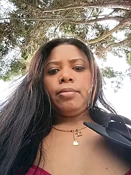 Snapshot of cindy_damm chatting on 12-14-25, 04:45 cindy damm online show from 12-14-25, 04:45