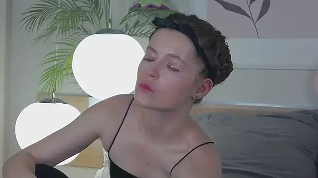 AshleyDouglas online show from 03-15-25, 04:24