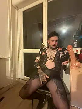 Snapshot of lope85540 chatting on 10-30-25, 05:09 lope85540 online show from 10-30-25, 05:09