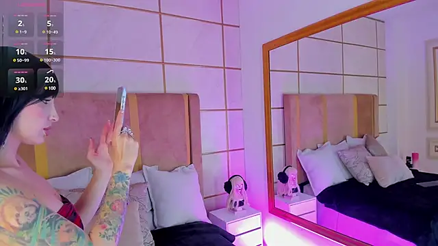 Snapshot of Kittenmeuw chatting on 02-22-25, 03:45 Kittenmeuw online show from 02-22-25, 03:45