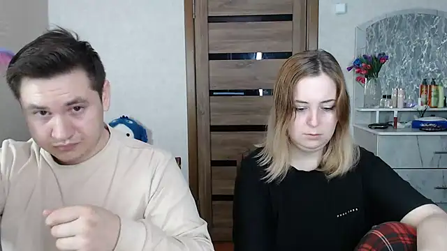 Kristy-Max online show from 02-11-25, 07:23