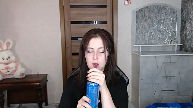 Kristy-Max online show from 10-19-25, 09:26