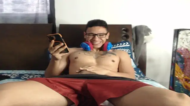 Tobicutee online show from 02-06-26, 04:10