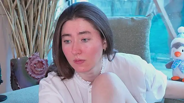 Snapshot of GentleSparkMay chatting on 02-12-25, 01:27 GentleSparkMay online show from 02-12-25, 01:27