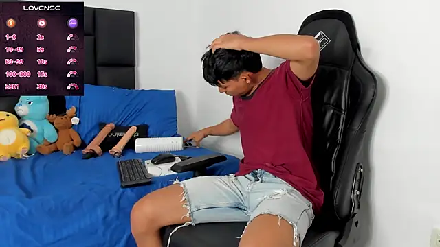 Tonny twink  online show from 02-07-26, 12:14