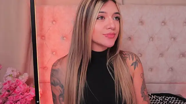 ashleyvalirya online show from 01-31-25, 07:07