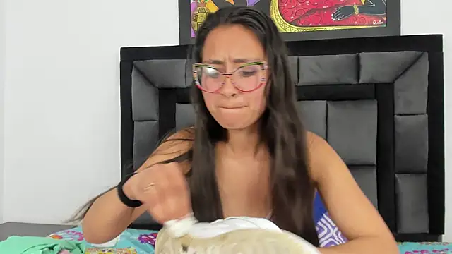 tatiana valencia online show from 12-28-24, 06:18