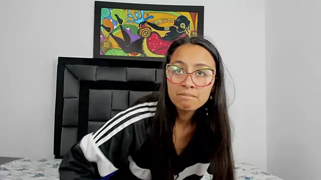 tatiana valencia online show from 01-06-25, 02:25