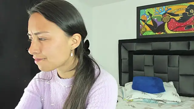 tatiana valencia online show from 02-25-25, 12:34