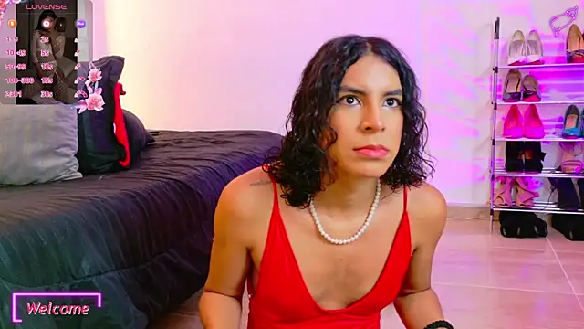 CampbelGinger online show from 10-21-25, 01:28