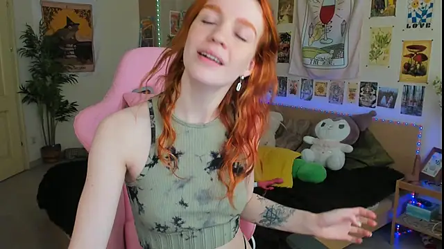 Sunny Elly online show from 03-22-25, 11:42