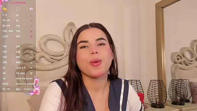 Snapshot of Victoria_vallejo_ chatting on 03-07-25, 03:18 Victoria vallejo  online show from 03-07-25, 03:18