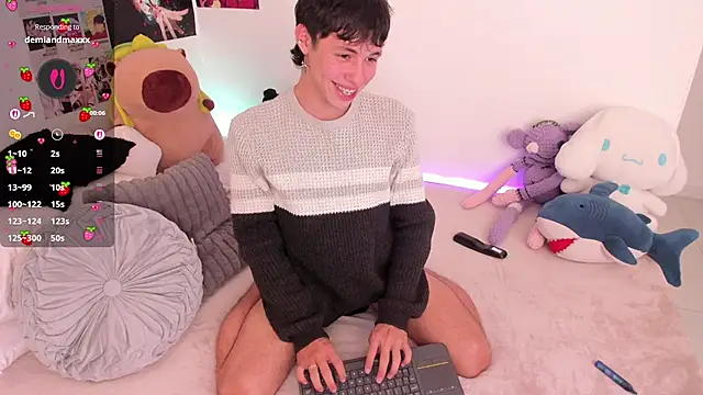 angel bless19 online show from 10-13-25, 08:42