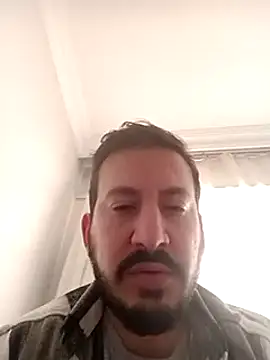 Snapshot of Karizmatikman chatting on 12-31-24, 02:14 Karizmatikman online show from 12-31-24, 02:14