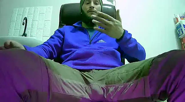 hardbigcock16 online show from 01-04-25, 02:04