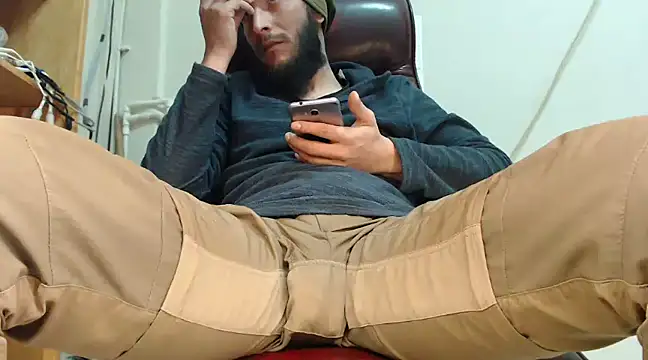 hardbigcock16 online show from 01-18-25, 01:18