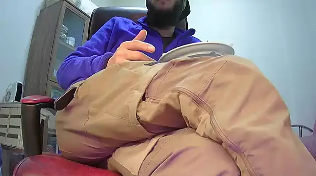 hardbigcock16 online show from 02-15-25, 09:49