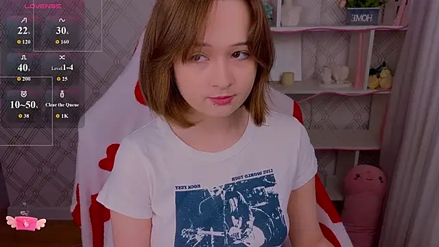 Mary uw online show from 03-27-26, 04:29