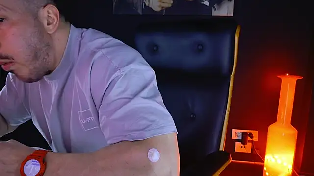 AngeloEric online show from 02-09-25, 10:00