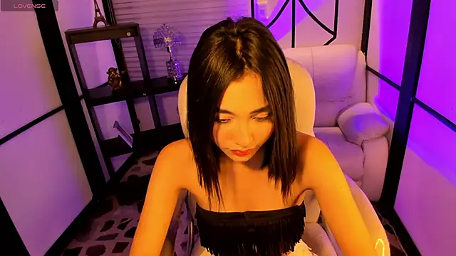 Snapshot of lilithTeen1_ chatting on 12-21-24, 07:35 lilithTeen1  online show from 12-21-24, 07:35