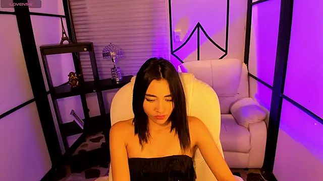 Snapshot of lilithTeen1_ chatting on 12-21-24, 10:39 lilithTeen1  online show from 12-21-24, 10:39