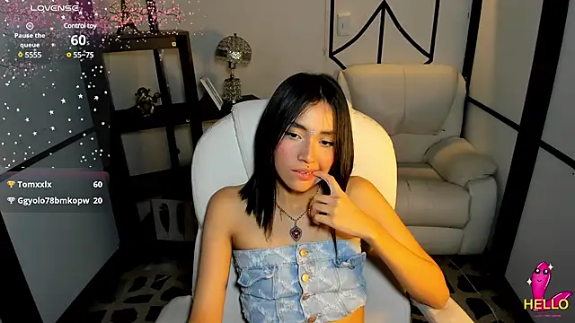 Snapshot of lilithTeen1_ chatting on 01-05-25, 05:30 lilithTeen1  online show from 01-05-25, 05:30