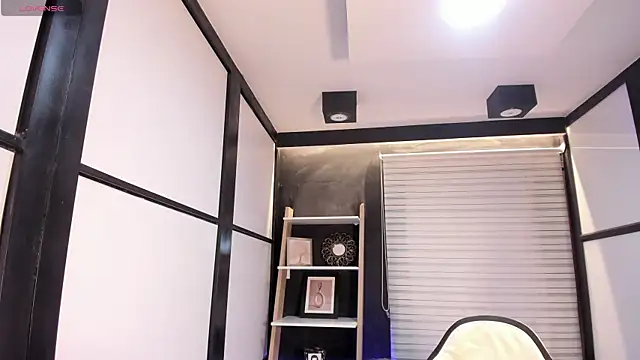 Snapshot of lilithTeen1_ chatting on 02-06-25, 07:56 lilithTeen1  online show from 02-06-25, 07:56