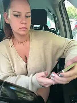 Snapshot of Sweety__venus chatting on 01-14-26, 03:28 Sweety venus online show from 01-14-26, 03:28