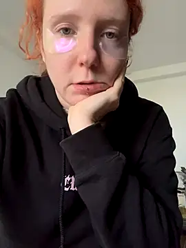 Snapshot of alt_cutie chatting on 10-05-25, 03:54 alt cutie online show from 10-05-25, 03:54